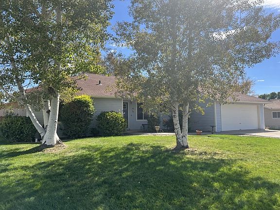4th image of 584 Agana St