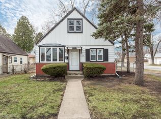 100 Geneva Ave, Bellwood, IL