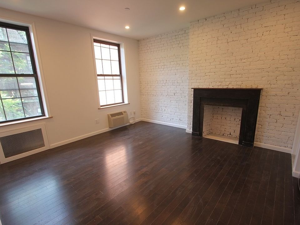 1st image of 78 Washington Pl APT 35