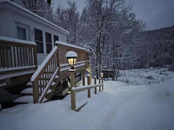 529 Valley Rd, Walpole, NH 03608