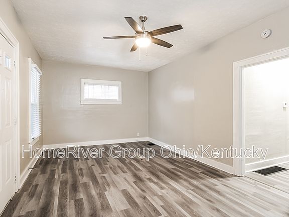 5th image of 315 S 42nd St