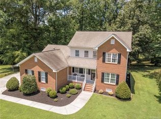 213 Clements Ct, Colonial Heights, VA 23834