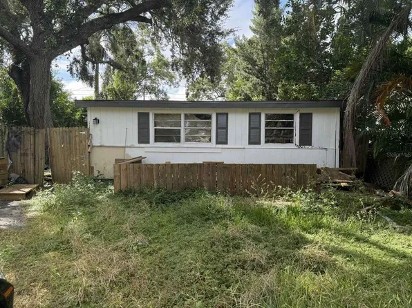 1117 15th Ave NW, Largo, FL 33770