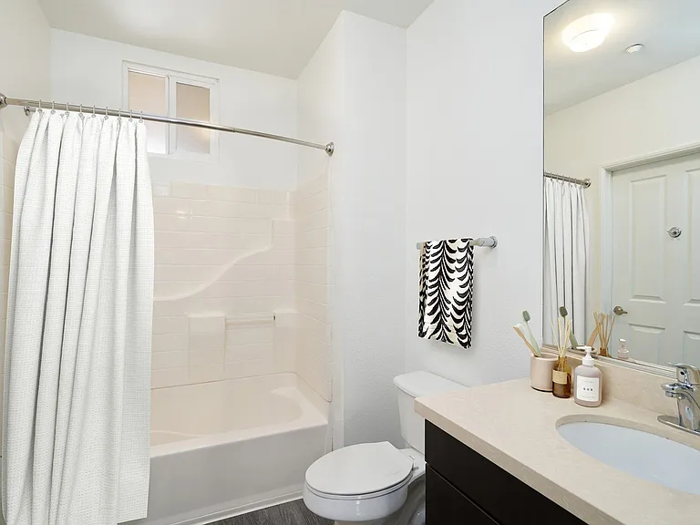 Gema San Diego Townhomes — Photo 7