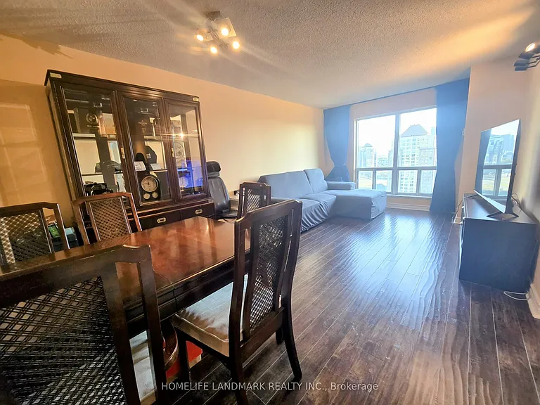 11 Lee Centre Dr #2102 — Photo 7