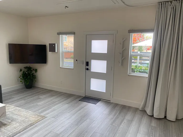 7261 Roycroft Dr #A — Photo 11