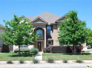 1768 Oakmont Cir, New Braunfels, TX 78132
