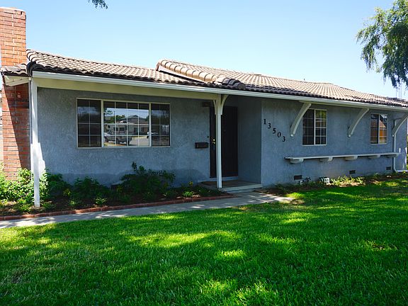 2nd image of 13503 De Alcala Dr