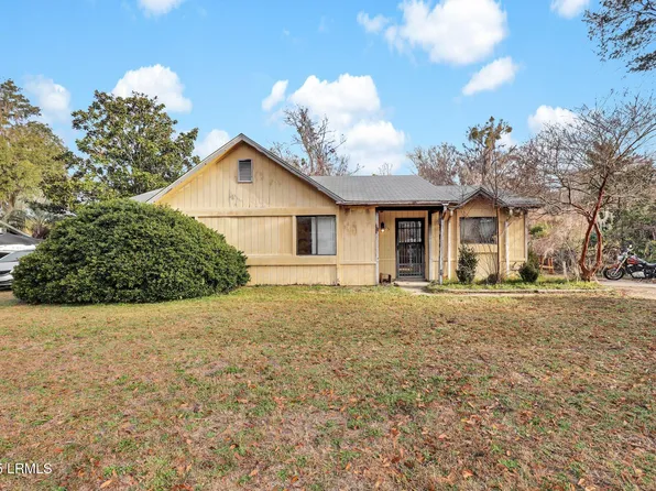 15 Quail Ridge Cir N, Beaufort, SC 29906