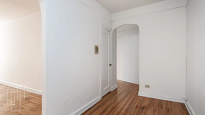 Rented by Garfield Realty  | media 34