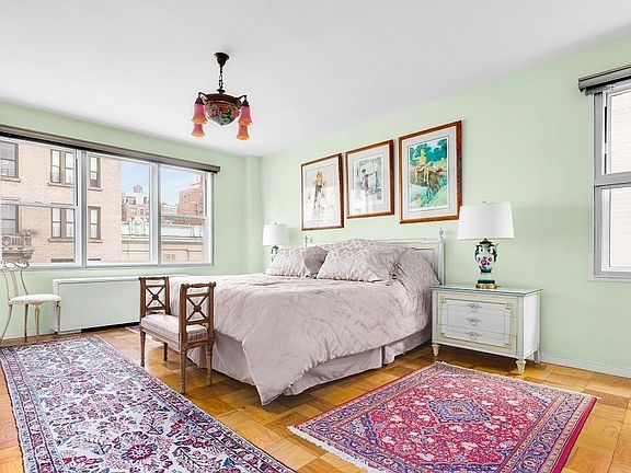 5th image of 1115 Madison Ave #9D