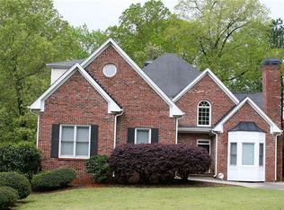 4672 Gilhams Rd NE, Roswell, GA 30075