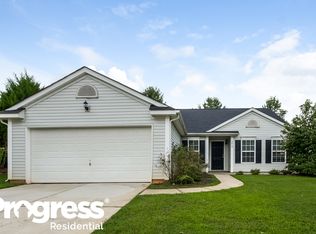 3619 Larkhaven Village Dr, Charlotte, NC 28215