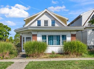 2 Rowan Rd, Cheektowaga, NY 14215