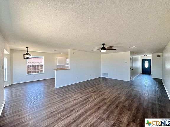 5th image of 3611 John Haedge Dr