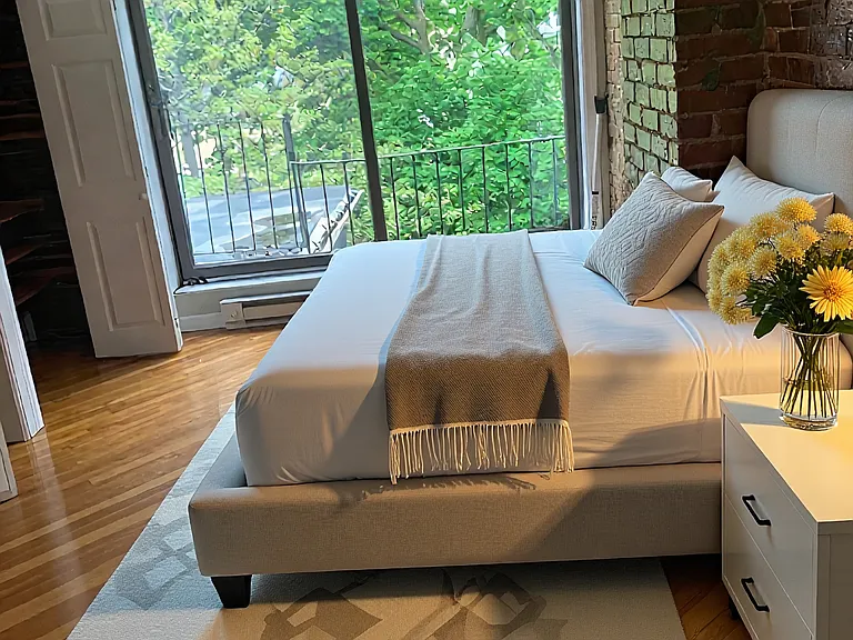 322 Warren St #3 — Photo 5