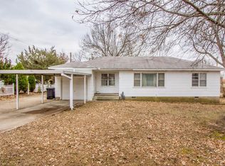 3701 Wayside Dr, Bartlesville, OK 74006