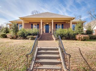 608 S College St, Trenton, TN 38382
