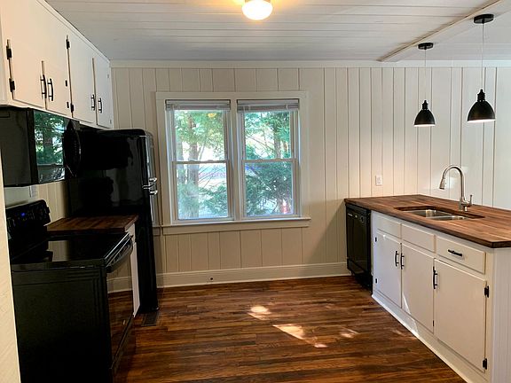 4th image of 197 W Court St #8