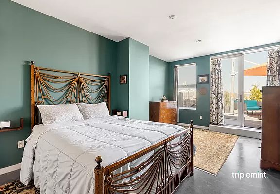 3rd image of 618 Washington Ave Ph 2
