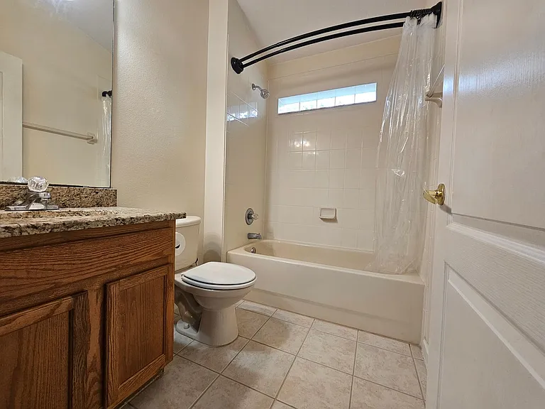 15230 Markham Dr — Photo 11