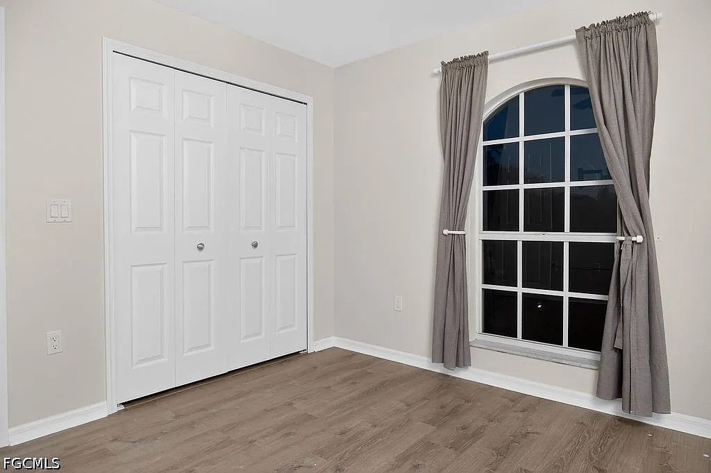 3 bed, 2.0 bath, 1759 sqft, $3,200 — Photo 4
