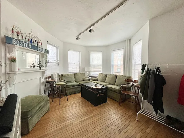 10 Parker Hill Ave — Photo 2