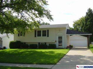 12683 B St, Omaha, NE 68144