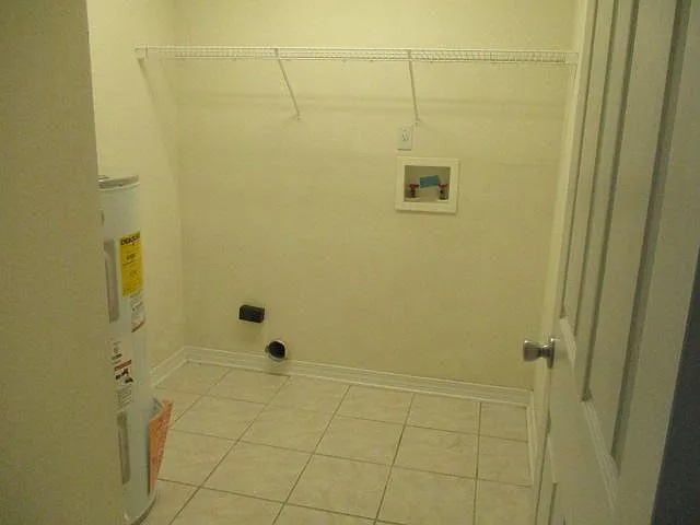7720 Lola Cir — Photo 13