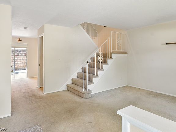 5th image of 21028 Reserve Ct #G134