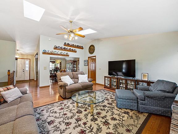 2nd image of 2128 Telford Dr