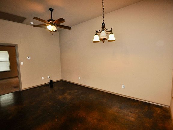 5th image of 663 W Tarleton St Unit 102