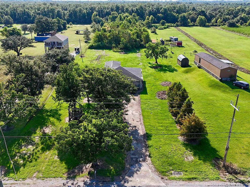 1st image of 5243 Bayouside Dr