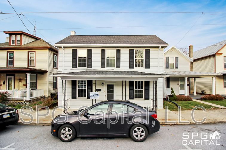 1st image of 21 S Washington St