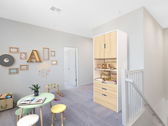 Versatile loft space