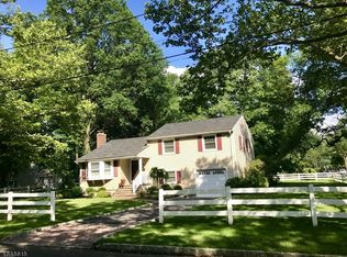 1900 Mary Ellen Ln, Scotch Plains, NJ 07076