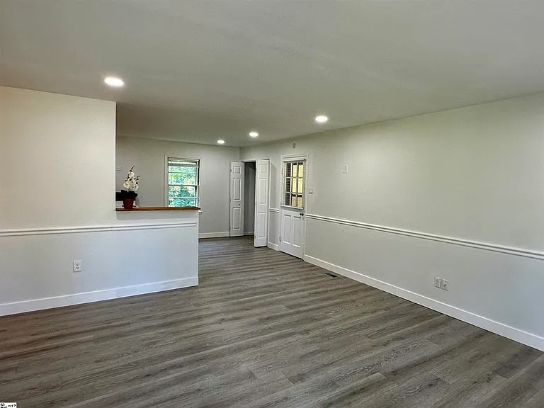 114 Tranquility Rd — Photo 5