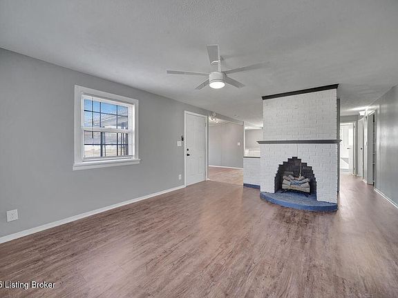 3rd image of 6008 Middleground Dr