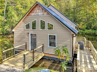 535 Hemlock Loop, Maggie Valley, NC 28751