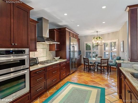 5th image of 6459 SE South Marina Way