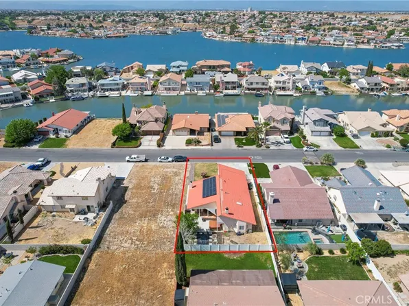 18270 Lakeview Dr, Victorville, CA 92395