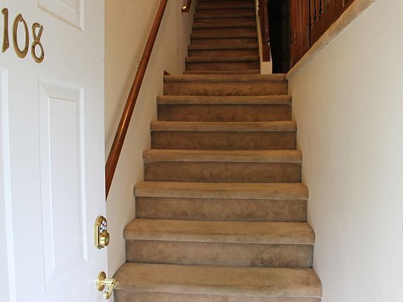 5th image of 108 Heritage Ln #209