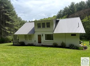 1190 Sutphintown Rd, Dugspur, VA 24325