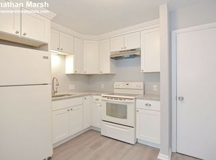 624 Hyde Park Ave APT B1, Boston, MA 02131
