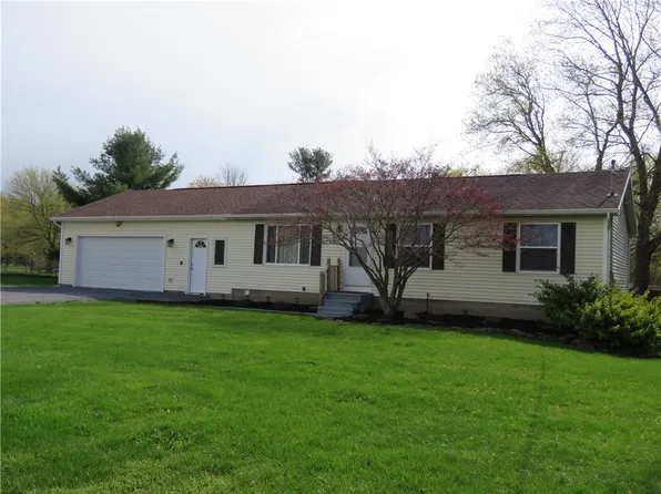 2560 Sweden Walker Rd, Brockport, NY 14420