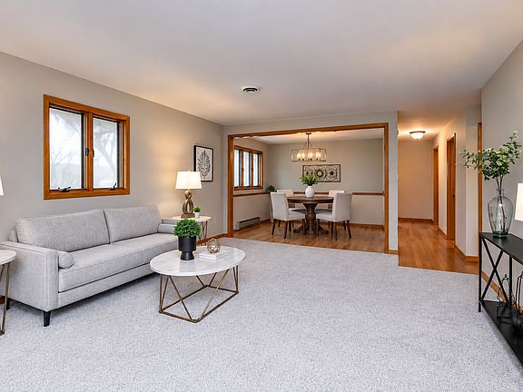 4th image of 2S557 Bliss Rd