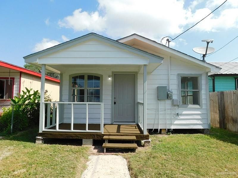 1st image of 611 E Agostadero St