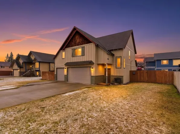 2060 Rapids Ave, Columbia Falls, MT 59912