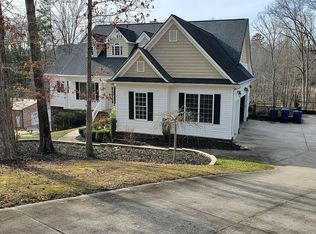 5415 Club View Dr, Concord, NC 28025