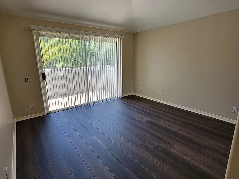 2405 N Courtland St — Photo 11